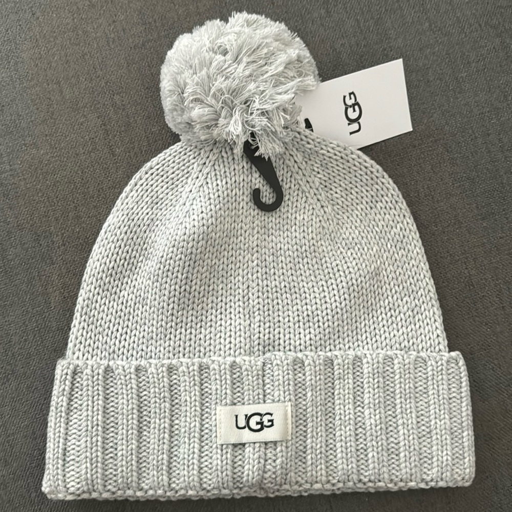 UGG Grey Heather hat with yarn pom